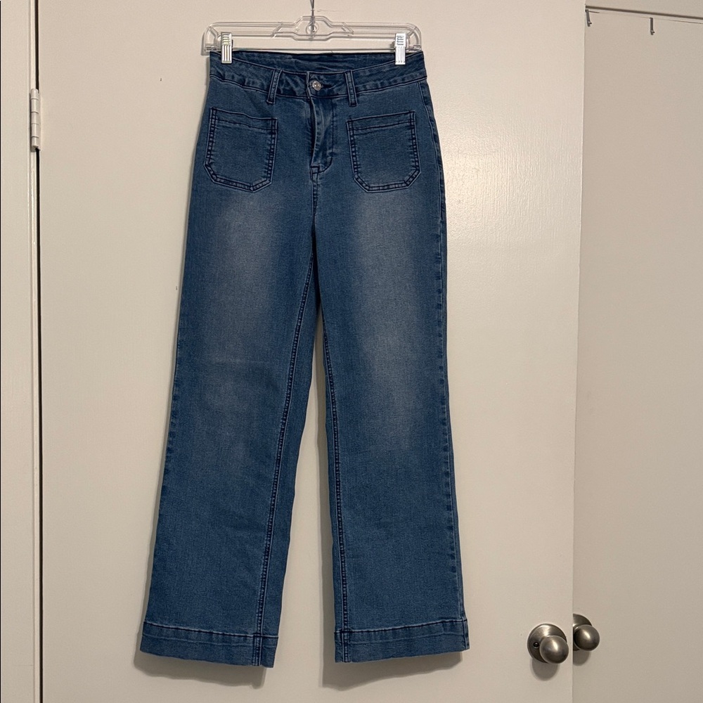 Astylish High waisted wide leg stretchy jeans with front pockets